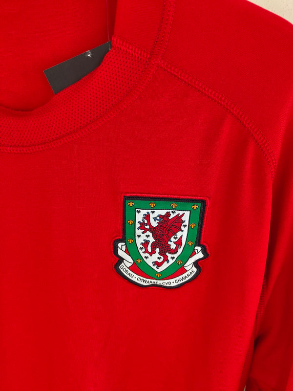 Wales Home Football Shirt 2004-2006