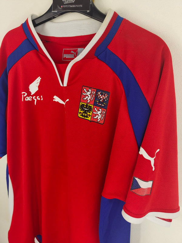 Czech Republic 2000-2001 Home Football Shirt