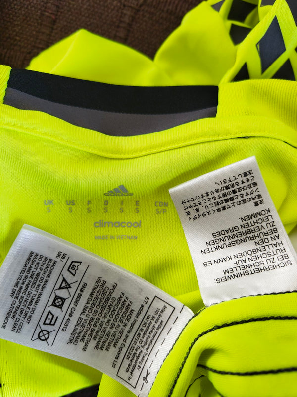 Chelsea FC Goalkeeper Football Shirt 2016-2017