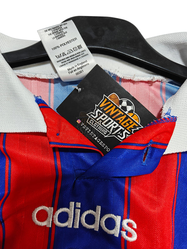 FC Bayern Munich Home Football Shirt 1995-1996 - 18 Klinsmann