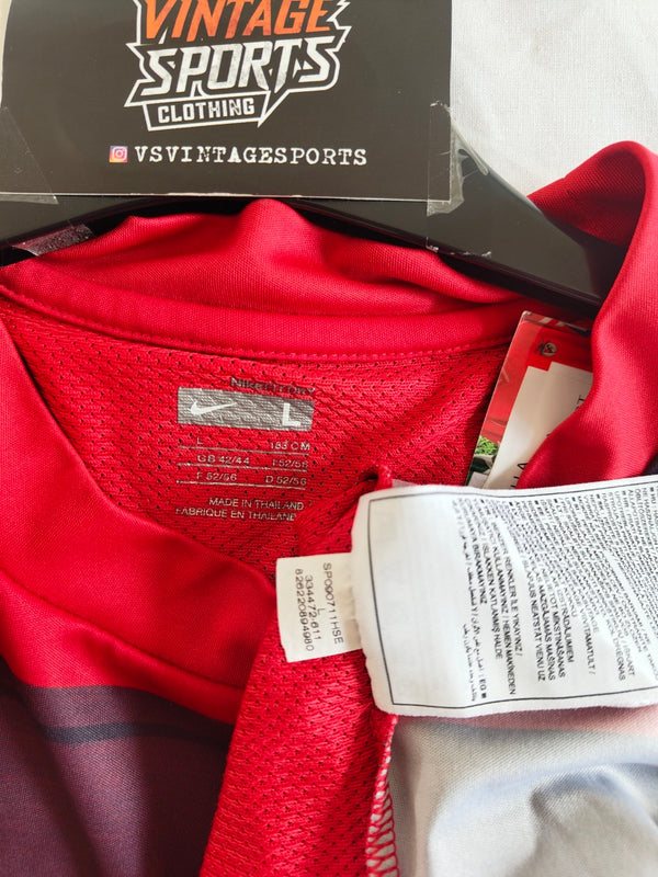 Aston Villa Issue Training Football Shirt 2009-2010 (L) 47 Ciaran Clark