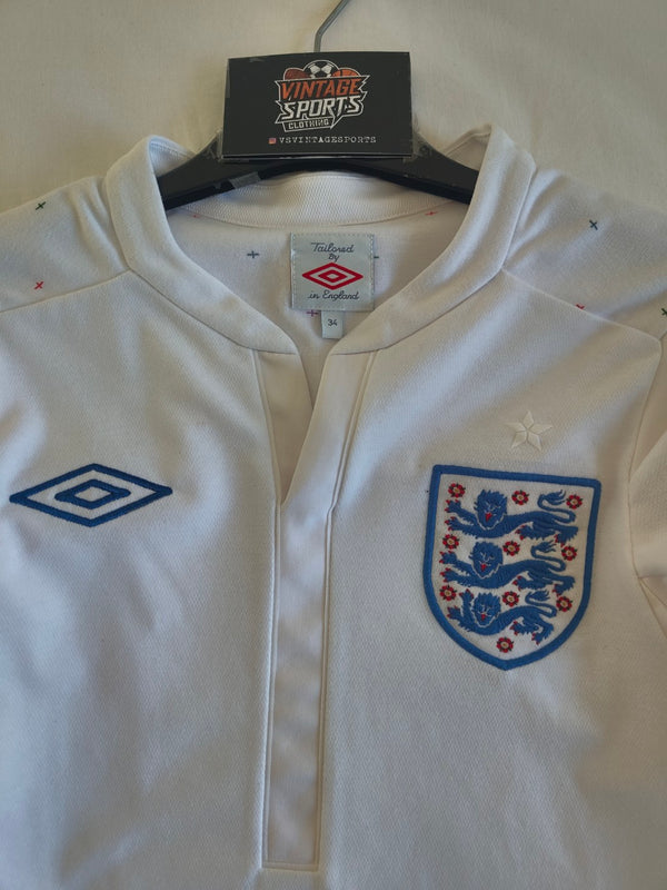 England Home Football Shirt 2010-2012 (S)