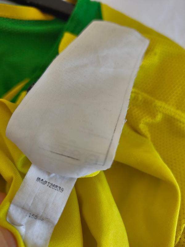 Brazil Home Football Shirt 2004-2006 (M)