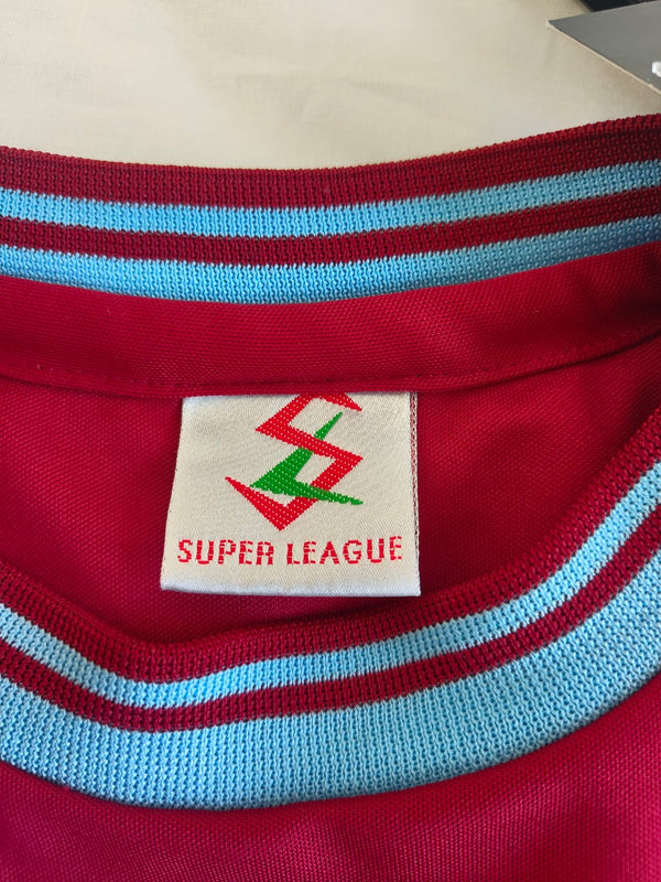Burnley FC Home Football shirt 2001-2002 (L)