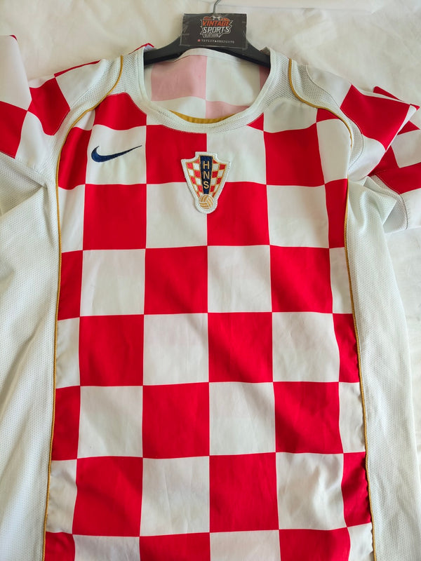 Croatia home Football Shirt 2004 (S)