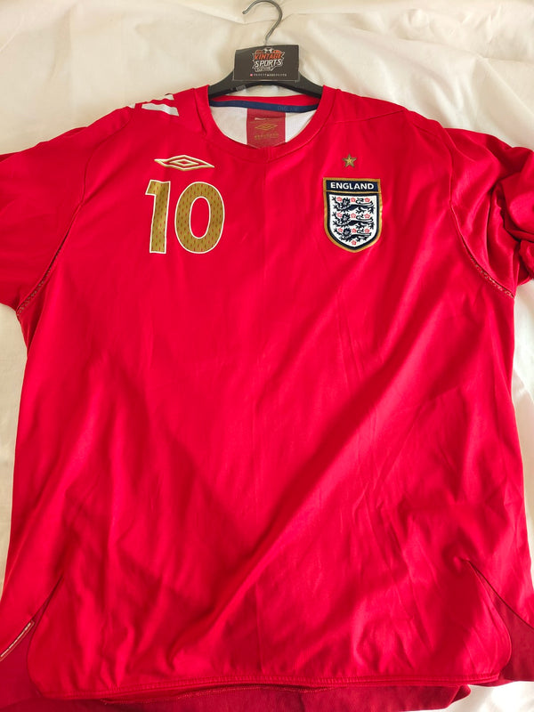 England Away Football Shirt 2006-2007 (XXL) #10 Owen