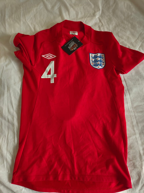 England Away Football Shirt 2010-2012 (S) 4 Gerrard