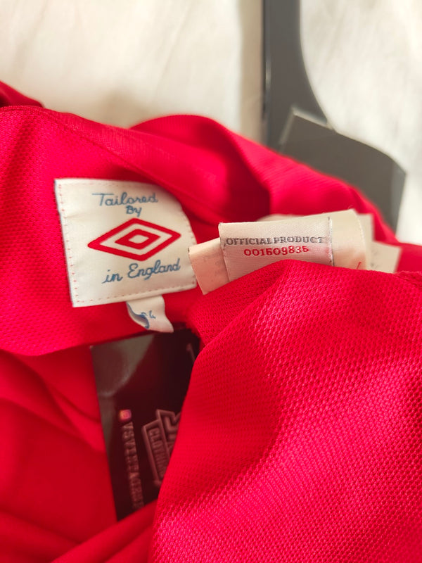 England Away Football Shirt 2010-2012 (S) 4 Gerrard