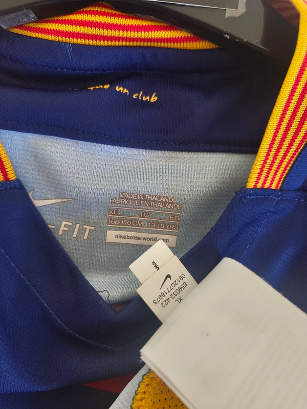 FC Barcelona Home  Football Shirt 2015-2016 (Youths)