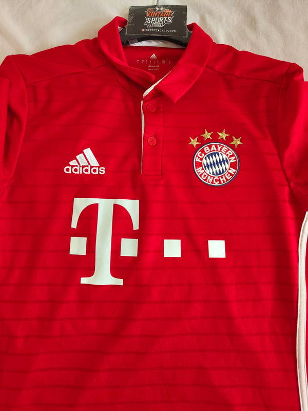 FC Bayern Munich Home Football Shirt 2016-2017 (S)
