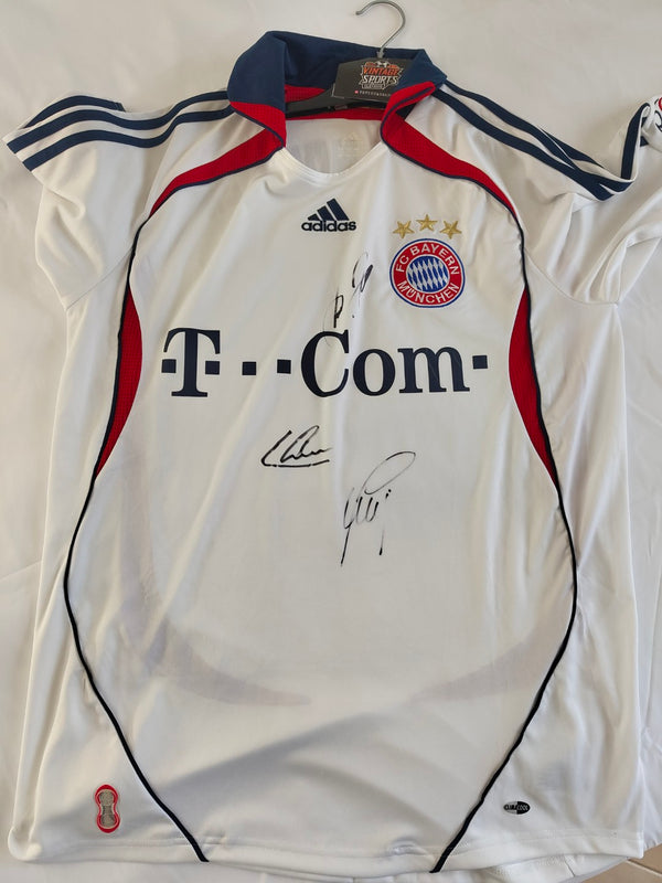 FC Bayern Munich Signed Away Football Shirt 2006-2007 (M) Philipp Lahm