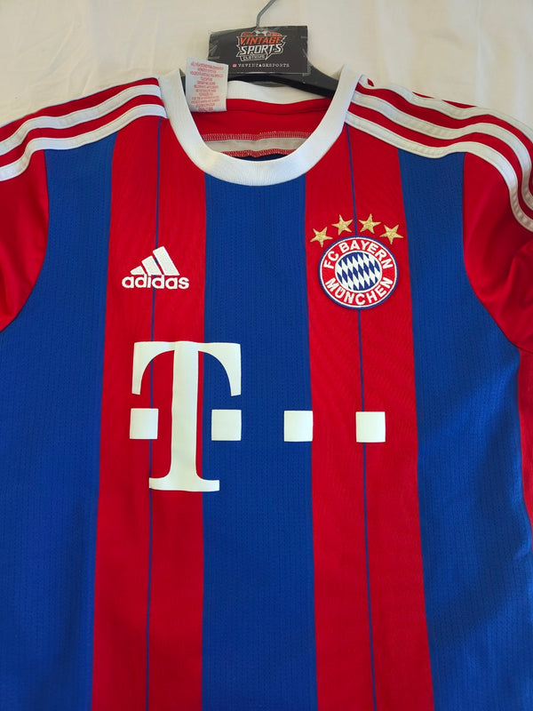 FC Bayern Munich Home football shirt 2014-2015 (Youths)