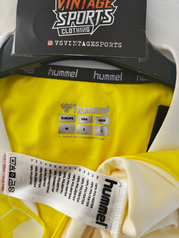 Fleetwood Town Goalkeeper Football Shirt 2020-2021 (M)