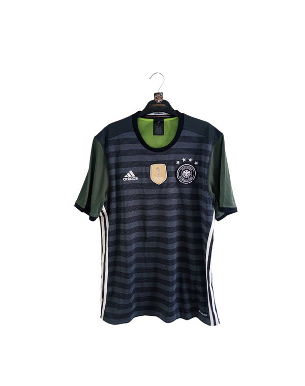 Germany Away Football Shirt 2016-2017 (S)