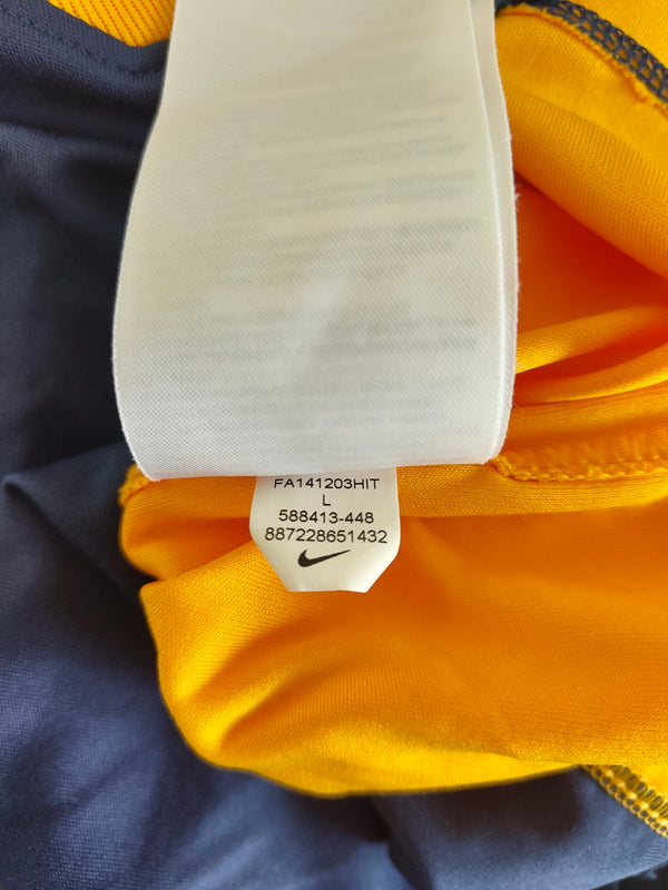 Hellas Verona Home Football Shirt 2014-2015 (L) #9 Toni