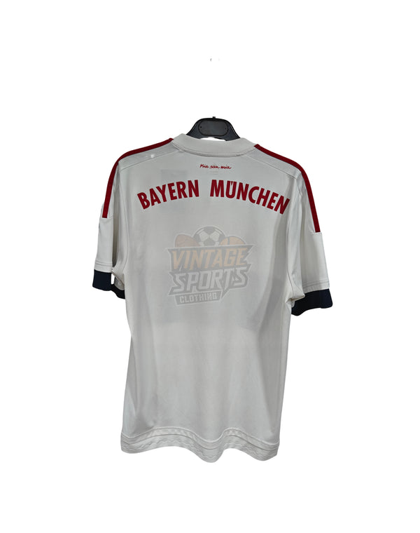 FC Bayern Munich Away Football Shirt 2015-2016