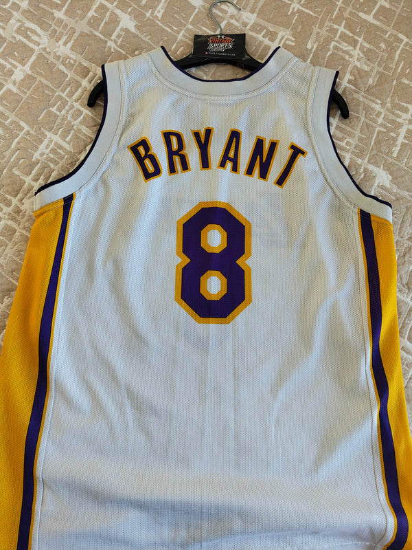 Los Angeles Lakers Away Basketball Jersey 1990s - 8 Kobe Bryant