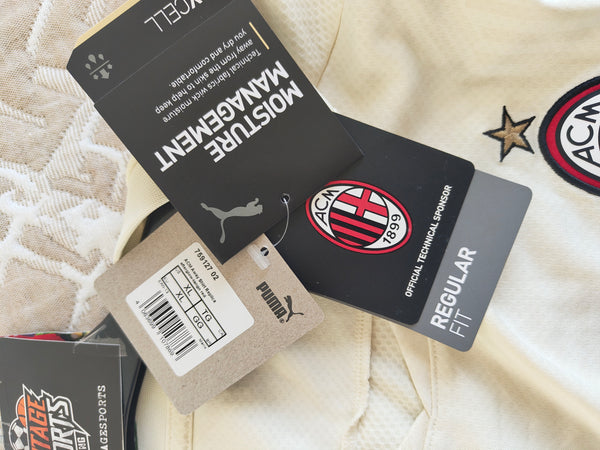 BNWT AC Milan Away Football Shirt 2021-2022 - 9 Giroud