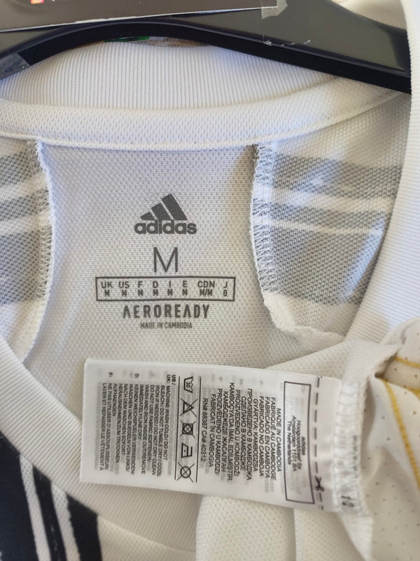 Juventus FC Home Football Shirt 2020-2021 #7 Ronaldo