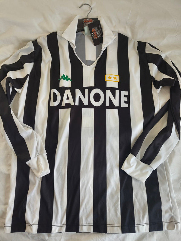 Juventus FC Long Sleeve Home Football Shirt 1991-1992 (M) 10 Baggio