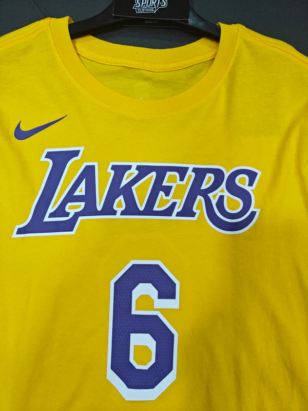 LA Los Angeles Lakers NBA Basketball T-shirt 2010s (M) 6 James