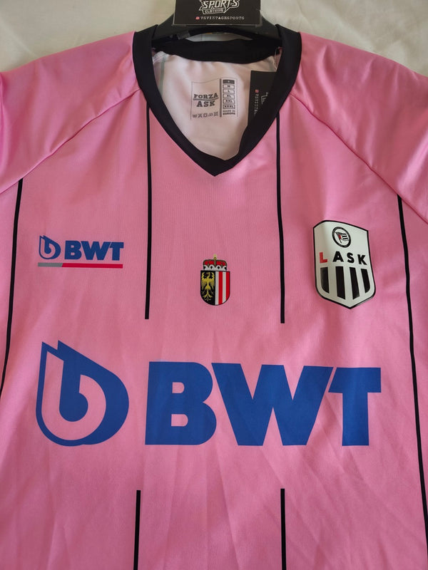 LASK Linz Third Football shirt 2019-2020 (S)