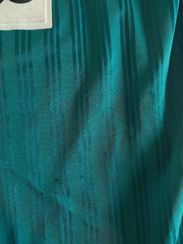 Liverpool FC Away Football Shirt 1995-1996 (L)