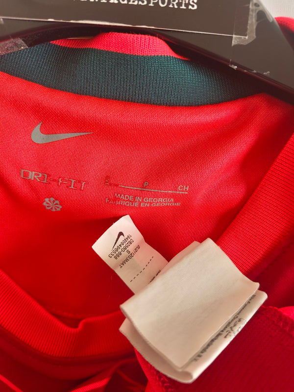 Liverpool FC Home Football Shirt 2021-2022 (S) #11 Salah