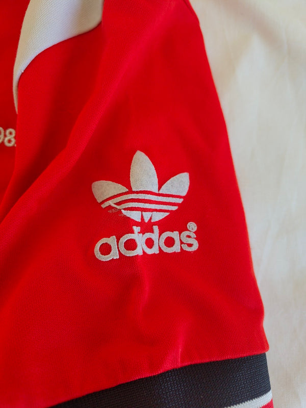 Manchester United Cup Football Shirt 1984-1985 (M)