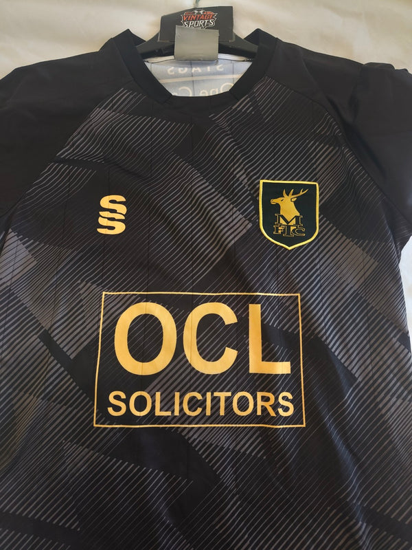 Mansfield Town Away Football Shirt 2018-2020 (S)