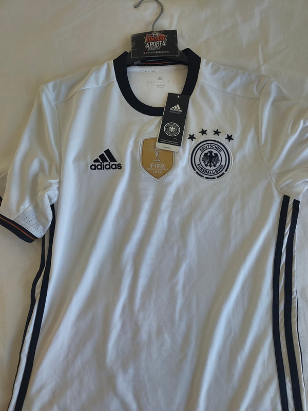 NEW Germany Home Football Shirt 2015-2017 (S)
