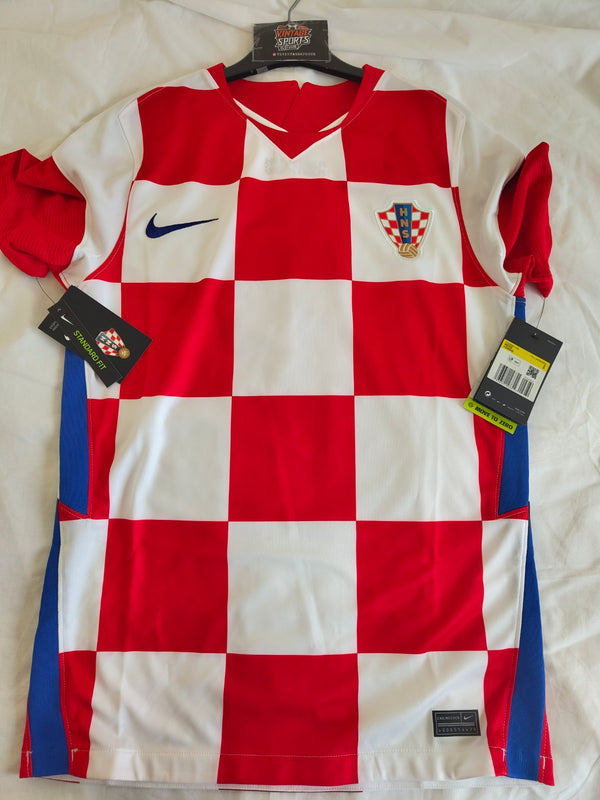 NEW Croatia Home Football Shirt 2020-2021 (S)