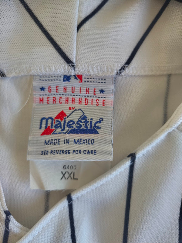 XXL Majestic baseball jersey label, Made in Mexico tag