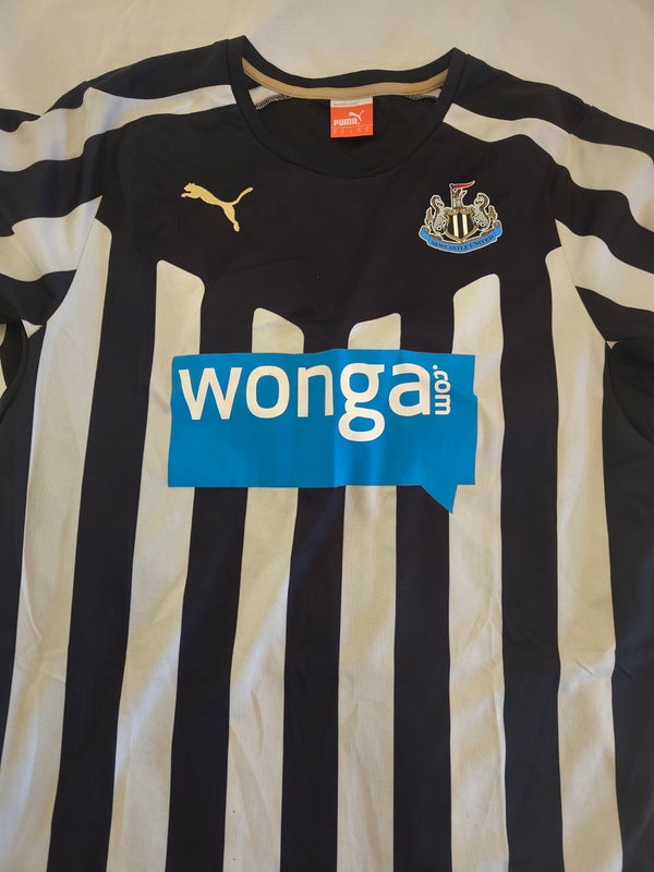 Newcastle United Home Football Shirt 2014-2015 (S)