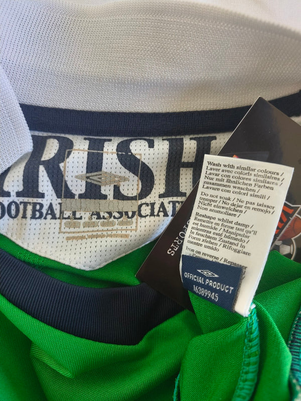 Northern Ireland Home Football Shirt 2006-2008 (S)