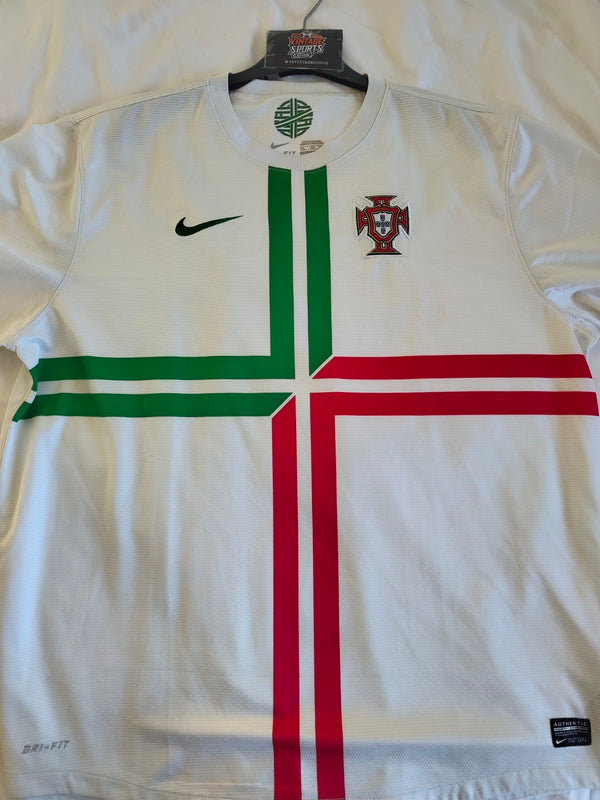 Portugal Away Football Shirt 2012-2013 (XXL)