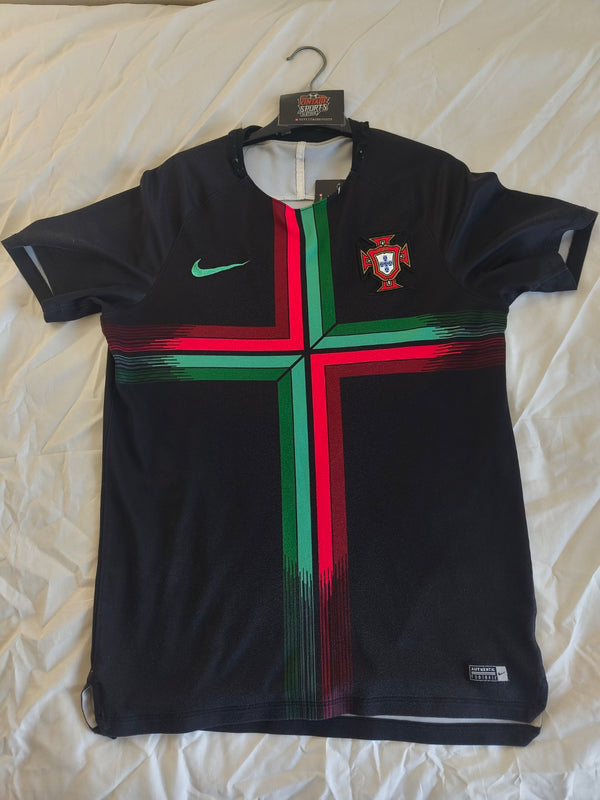 Portugal training Football Shirt 2013 (S)