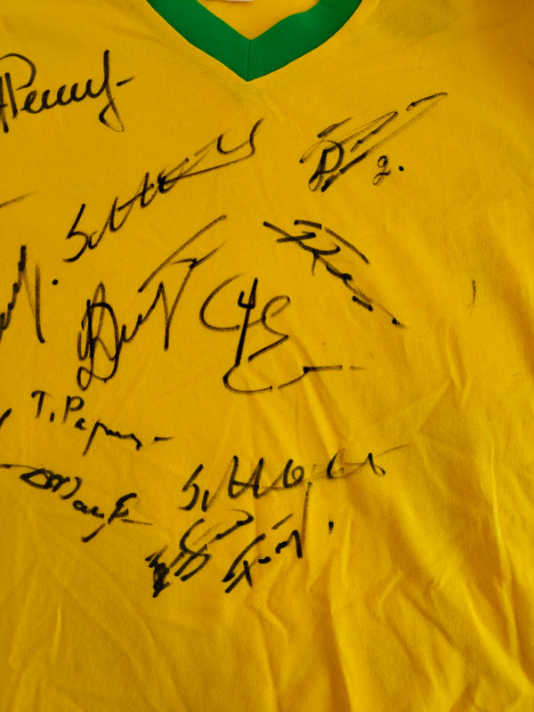 Signed Lithuania World Cup Football Shirt 2002 (XL)