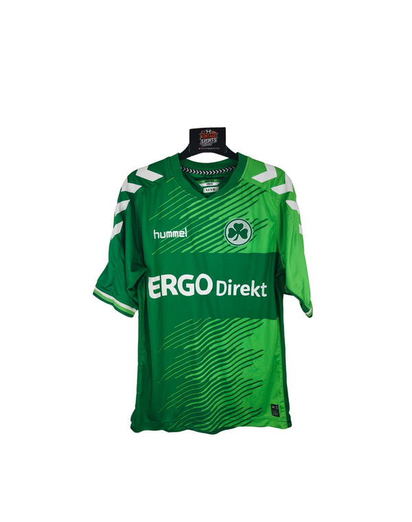SpVgg Greuther Furth Matchworn Away Football Shirt 2015-2016 number 17