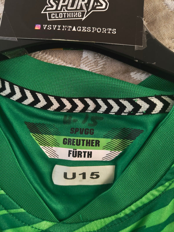 SpVgg Greuther Furth Matchworn Away Football Shirt 2015-2016 number 17