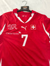Switzerland Signed home Football Shirt 2010-2011 (M) #7 Barnetta