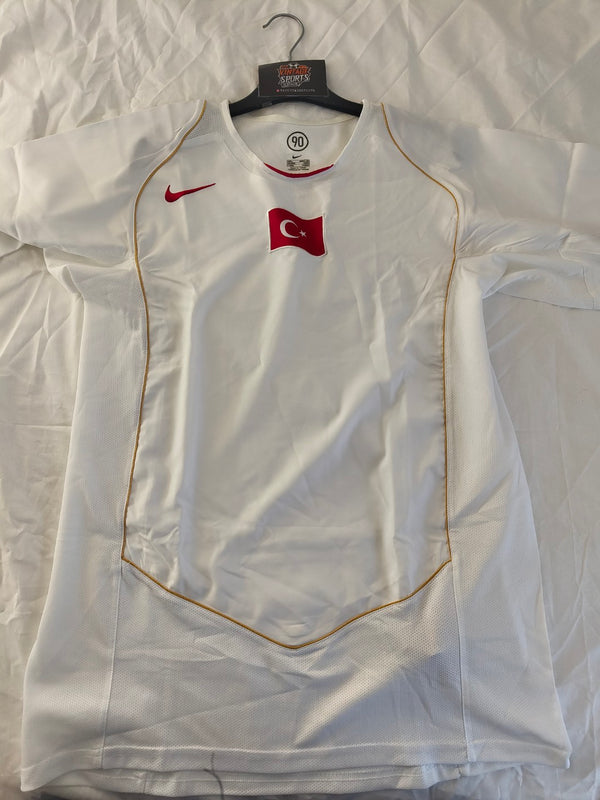 Turkey Away Football Shirt 2004 (L)