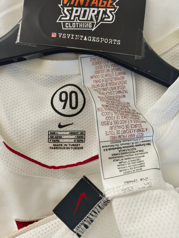 Turkey Away Football Shirt 2004 (L)