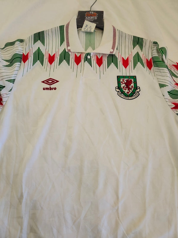 Wales Away Football Shirt 1990-1992 (L)
