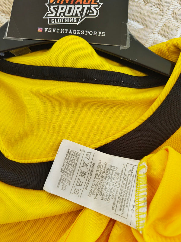 Retro Wolverhampton Wanderers Wolves Home Football Shirt 2018-2019 #8 Neves