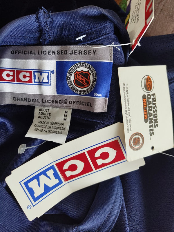 NEW New York Islanders Ice Hockey Jersey 2000s