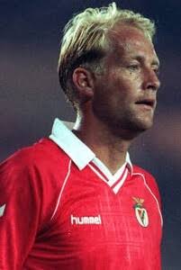 <p><strong>SL Benfica</strong></p>